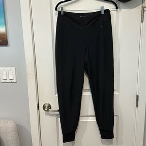 Athleta lines SoHo jogger. Size 4
